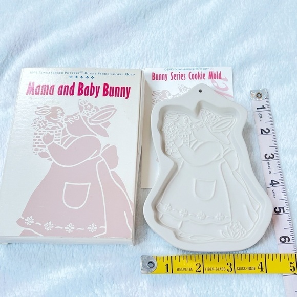 Longaberger Pottery 1994 Mama and Baby Bunny Easter Cookie Mold in Box Vintage - Picture 4 of 4
